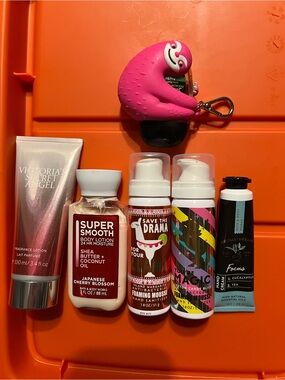 Bath & Body Works & VS 7 piece set. All new